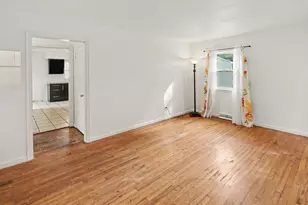 533 Hunt Pl, Ypsilanti, MI 48198 - Photo 4