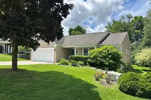 211 Whitney Dr, Rochester Hills, MI 48307 - Photo 40