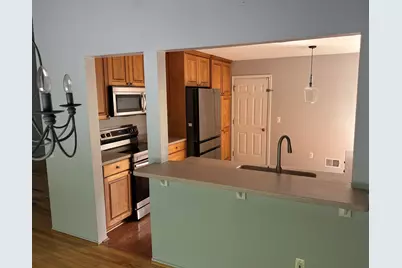 211 Whitney Drive, Rochester Hills, MI 48307 - Photo 10