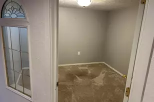 211 Whitney Dr, Rochester Hills, MI 48307 - Photo 24