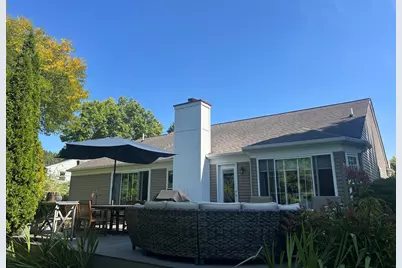 211 Whitney Drive, Rochester Hills, MI 48307 - Photo 38