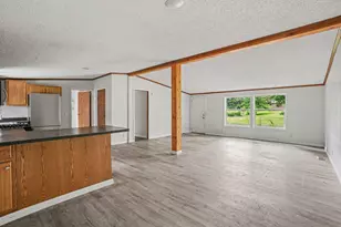 144 Peck St, Battle Creek, MI 49014 - Photo 8