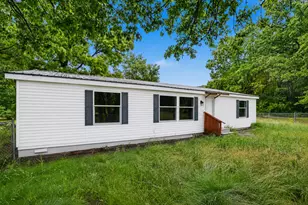 144 Peck St, Battle Creek, MI 49014 - Photo 2