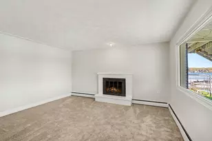 468 W Crooked Lake Dr W, Kalamazoo, MI 49009 - Photo 6