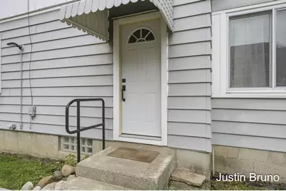 115 Montrose Street NE, Grand Rapids, MI 49505 - Photo 6