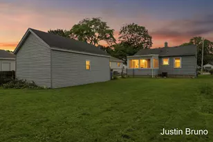 115 Montrose St NE, Grand Rapids, MI 49505 - Photo 28