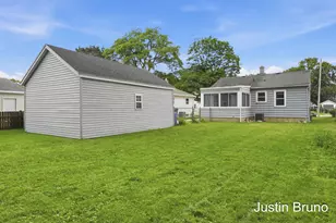115 Montrose St NE, Grand Rapids, MI 49505 - Photo 26