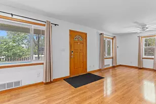6047 Wellington St, Taylor, MI 48180 - Photo 6