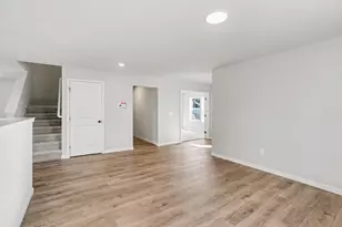 9369 Snow Vly Dr SE, Alto, MI 49302 - Photo 8