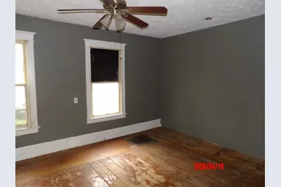 610 Pine Street, Three Rivers, MI 49093 - Photo 6