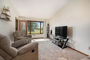 1374 Bent Tree Ct, Hudsonville, MI 49426 - Photo 8