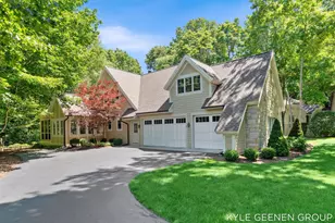 593 Old Macatawa Ct, Holland, MI 49423 - Photo 2