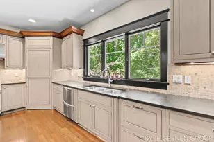 593 Old Macatawa Ct, Holland, MI 49423 - Photo 30