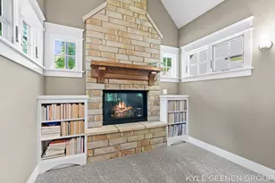 593 Old Macatawa Ct, Holland, MI 49423 - Photo 18