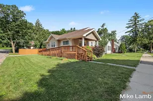 735 Van Buren Ave NW, Grand Rapids, MI 49504 - Photo 16