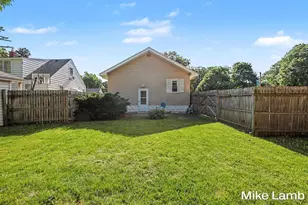 735 Van Buren Ave NW, Grand Rapids, MI 49504 - Photo 22