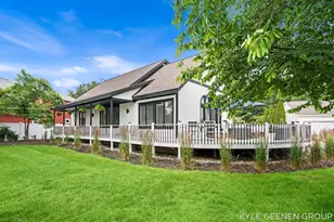 1729 Waukazoo Dr, Holland, MI 49424 - Photo 18