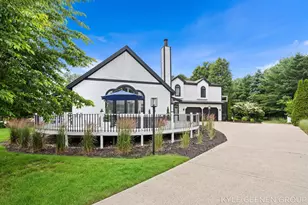 1729 Waukazoo Dr, Holland, MI 49424 - Photo 12