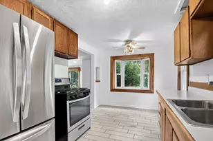 6109 Brooklyn Rd, Jackson, MI 49201 - Photo 10