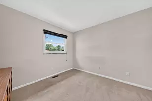 245 Roseland Dr, Canton, MI 48187 - Photo 20
