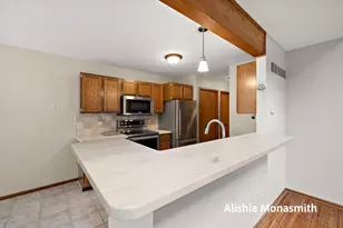 17511 Parkwood Dr, Spring Lake, MI 49456 - Photo 18