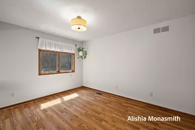 17511 Parkwood Drive #D, Spring Lake, MI 49456 - Photo 32