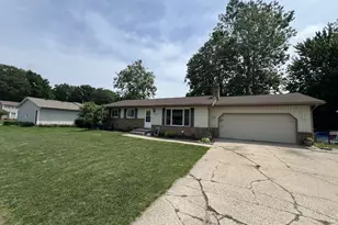 3650 Basswood Dr SW, Grandville, MI 49418 - Photo 40