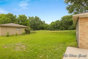 1456 Ball Ave NE, Grand Rapids, MI 49505 - Photo 36
