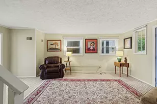 3281 Country Club Way, Albion, MI 49224 - Photo 8