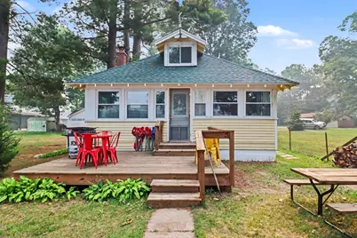 5343 S Front Street, Newaygo, MI 49337 - Photo 2
