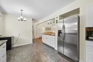 32450 Chesterbrook St, Farmington Hills, MI 48334 - Photo 10