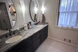 3945 Beach Terrace, West Bloomfield, MI 48323 - Photo 24