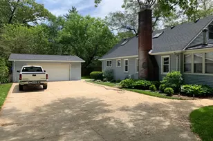 3945 Beach Terrace, West Bloomfield, MI 48323 - Photo 2