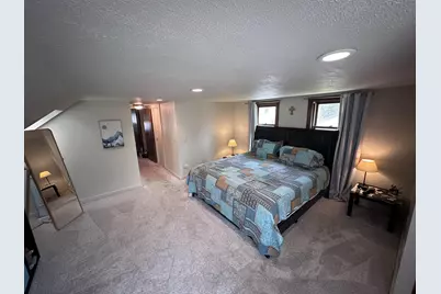 3945 Beach Terrace, West Bloomfield, MI 48323 - Photo 22
