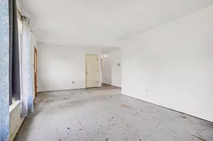 524 Graham St, Cassopolis, MI 49031 - Photo 6