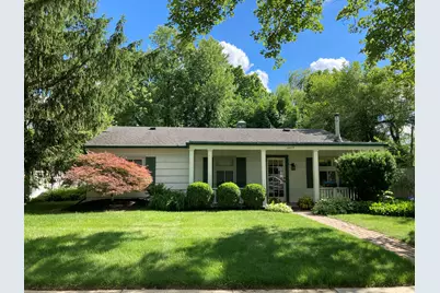2417 N Circle Drive, Ann Arbor, MI 48103 - Photo 2