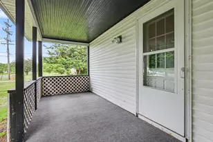190 E Cross St, Clarksville, MI 48815 - Photo 4