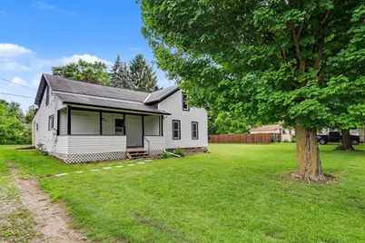 190 E Cross Street, Clarksville, MI 48815 - Photo 2
