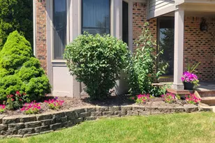 7442 Spy Glass Ln, Ypsilanti, MI 48197 - Photo 2