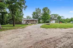 3585 N 72nd Ave, Hart, MI 49420 - Photo 4