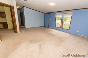 206 E 1st St, Stanton, MI 48888 - Photo 14