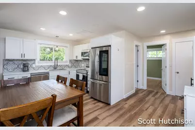 4171 Miramar Avenue NE, Grand Rapids, MI 49525 - Photo 2