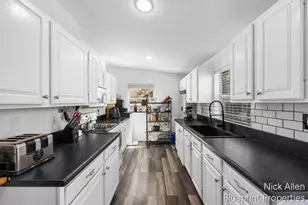 158 Wilson St, Coloma, MI 49038 - Photo 10