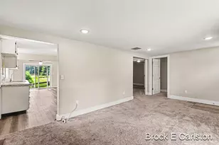 643 E Sternberg Rd, Norton Shores, MI 49441 - Photo 12