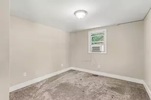 643 E Sternberg Rd, Norton Shores, MI 49441 - Photo 22