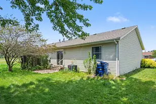 1676/1680 Pheasant Run, Baroda, MI 49101 - Photo 4