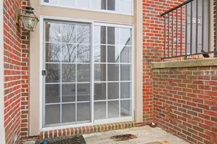 2738 Barclay Wy, Ann Arbor, MI 48105 - Photo 4