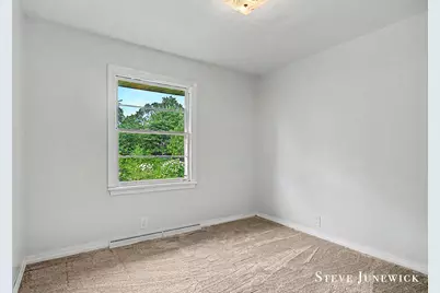 8261 Cottonwood Drive, Jenison, MI 49428 - Photo 24