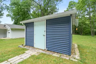 81735 Laguna Beach Park Rd, Lawton, MI 49065 - Photo 24