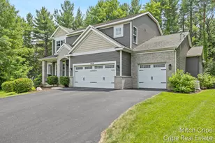 5050 Tiamo Ln NE, Rockford, MI 49341 - Photo 8